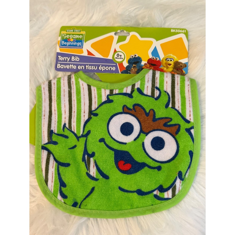 Sesame Beginnings Oscar the Grouch Terry Baby Bib Green White Stripe BK50661